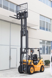 Montacargas Marca 3T con Motor Japonés, Altura de Elevación de 3m, Desplazamiento Lateral HH30Z - Product Image 3