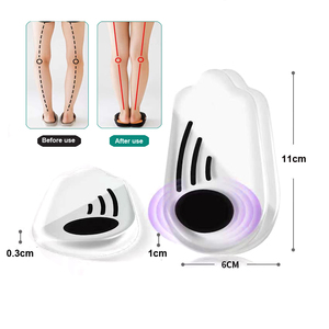 Solette in Gel Mediali e Laterali con Cuneo per <span class=keywords><strong>Tallone</strong></span> - Inserti Adesivi Correttivi per Scarpe per Aiutare l'Allineamento del Piede e il <span class=keywords><strong>Dolore</strong></span> al Ginocchio HA00406 - Product Image 3