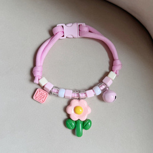Lindo collar para perro y gato con colgante floral y campana, accesorio para mascotas, decoración para el cuello de Bichón Frisé/Oso Teddy. - Product Image 3