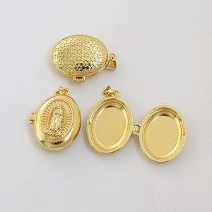 CZ9332 Colgante de medallón ovalado chapado en oro de 18k con circonitas y pavé de circonitas, con motivos de <span class=keywords><strong>San</strong></span> <span class=keywords><strong>Benito</strong></span> <span class=keywords><strong>Abad</strong></span> y Virgen María, para fotos, para mujer - Product Image 3