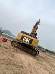 Excavatrice sur chenilles Caterpillar 336D2 20T d'occasion, inspectée en usine, faible nombre d'heures, certifiée CE, avec brise-roche - Product Image 5