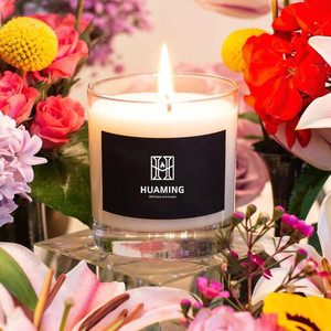 Huaming logotipo personalizado Mini OEM cosecha <span class=keywords><strong>Libro</strong></span> <span class=keywords><strong>de</strong></span> lujo vela perfumada paquete <span class=keywords><strong>de</strong></span> lujo velas perfumadas <span class=keywords><strong>de</strong></span> cera <span class=keywords><strong>de</strong></span> soja <span class=keywords><strong>de</strong></span> vainilla para baños - Product Image 1