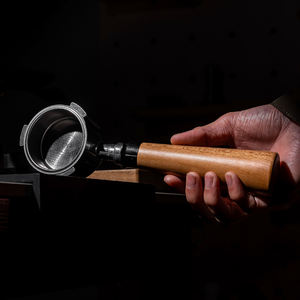 Porte-filtre à expresso sans fond Delonghi en alliage d'aluminium à trois oreilles de 51 mm - Product Image 6