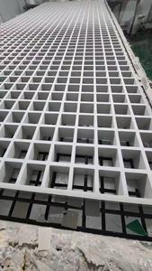 Grilles de sol en fibre de verre, profilés GRP, grilles composites FRP, couvercles de caniveau, grilles de sol FRP pour trottoirs et canalisations d'évacuation - Product Image 3
