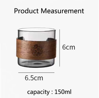 Excellente tasse à thé en verre borosilicate soufflé à la main, moderne, avec poignée en bois isolante