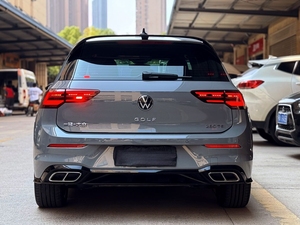 Exportation vers l'Algérie Volks-wagens <span class=keywords><strong>Golf</strong></span> 8 2024 Sedan Voitures <span class=keywords><strong>5</strong></span> <span class=keywords><strong>portes</strong></span> <span class=keywords><strong>5</strong></span> places <span class=keywords><strong>Golf</strong></span> 85 R Line 1.5T FWD R17 Taille de pneu Voitures d'occasion - Product Image 3