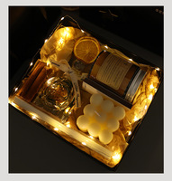 Ensemble cadeau de bougies parfumées Luxurypackaging, plantes séchées, bougie cube sans flamme, diffuseur d'arômes