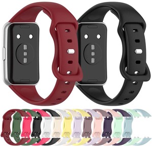 BEEFLYPOWER Nuovo Cinturino in Silicone alla Moda con Fibbia a Farfalla per <span class=keywords><strong>Huawei</strong></span> <span class=keywords><strong>Band</strong></span> 11/11 Pro, Braccialetto Sportivo Portatile - Product Image 3