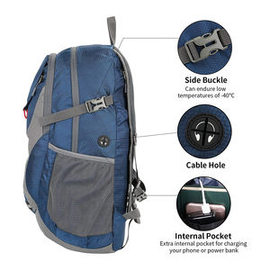 Mochila Ultraligera Unisex con Cierre de Cremallera, Forro de Poliéster Suave, Diseño de Letras, para Senderismo y Viajes - Product Image 3