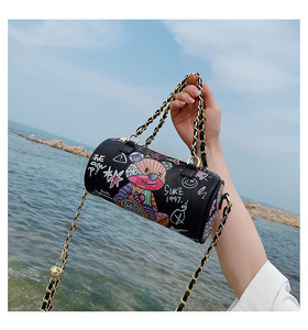 Nuove borse serie orsetto Graffiti borse in pelle di alta qualità Cartoon Bear borse a tracolla da donna Portafogli carini - Product Image 2