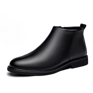 Bottes Martin pour homme, hiver, hauteur cheville, cuir véritable, bout rond, à enfiler, doublure isolante en peluche, semelle extérieure en caoutchouc, style uni - Product Image 5