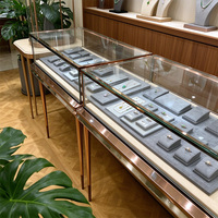 Vitrine de présentation de bijoux, présentoir commercial pour accessoires de magasin, vitrine d'exposition de bijoux personnalisée