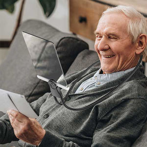 <span class=keywords><strong>Loupe</strong></span> d'écran de téléphone 3-en-1 Innovasion 3X à suspendre, pour bureau, utilisation à la main <span class=keywords><strong>ou</strong></span> au cou, avec lentille en acrylique – Direct Fabricant - Product Image 2