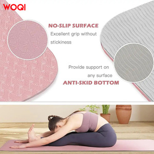 เสื่อโยคะ Woqi หนา 6 มม. ผลิตจากวัสดุ TPE กันลื่น สีชมพู-เทา สำหรับออกกำลังกายในร่มและกระชับสัดส่วน - Product Image 4