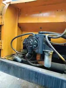 Excavatrice hydraulique Hyundai 220LC-9S d'occasion, état d'origine, performance fiable pour la construction routière et l'exploitation minière - Product Image 6