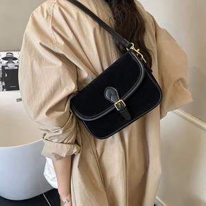 Nouveau sac à main en cuir PU souple pour femme, design personnalisé, sac à bandoulière sous le bras - Product Image 1