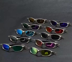 Occhiali da Sole in Metallo Marca Ok XX, Lenti Polarizzate UV400, Montatura in Lega Metallica, Stile Vintage di Lusso - Product Image 4