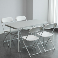 Table pliante LuckyOCT 6FT blanche, table en plastique portable avec poignée de transport, structure en acier avec verrouillage pour événements, camping, utilisation en extérieur