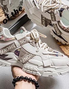 Chaussures pour hommes les plus vendues, nouveau modèle, chaussures de sport en mesh, chaussures tendance pour adolescents, marque polyvalente, chaussures de style rétro augmentant la taille - Product Image 4