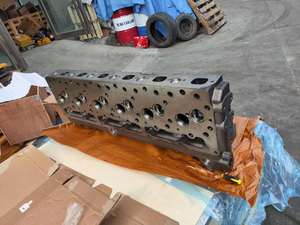 Cabeza de Cilindro para Motor Diésel Shanghai Caterpillar C6121 C04AL-7N8866 <span class=keywords><strong>F</strong></span>/1403000022 Nueva - Product Image 3