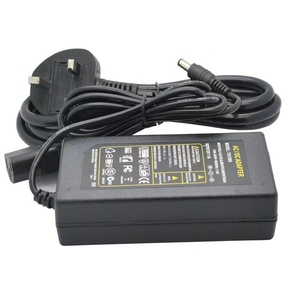 Alimentatore da Tavolo Switching 12 Volt 5 <span class=keywords><strong>Amp</strong></span> 60W AC DC per Strisce LED, Monitor LCD e Computer - Product Image 1