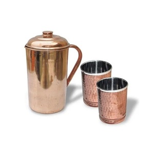Jarra de Cobre con Tapa y Asa y 2 Vasos Martillados, Juego de Bebidas Tradicional para el Hogar, Cocina, Bar y Ocasiones Especiales - Product Image 1