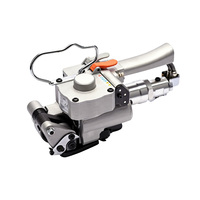 Machine de cerclage pneumatique compacte, idéale pour les espaces restreints, pour l'emballage intérieur des conteneurs