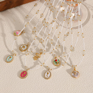 Collier pendentif à la mode en acier inoxydable, design de fleur de rose, chaîne de perles pour femmes, bijoux de fête - Product Image 1