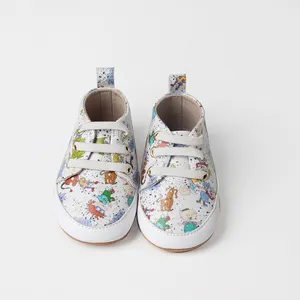 Zapatos con estampado 3D de dibujos animados para bebé, antideslizantes, de suela suave, informales, para recién nacidos