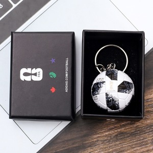 Chaveiro Pingente de Futebol Miniatura <span class=keywords><strong>2026</strong></span> EUA-Canadá-México em Material PU - Lembrança para Fãs com Caixa de Presente - Product Image 3