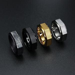 Fábrica Dirce Moda 4 colores 316L anillo de acero inoxidable poligonal Popular anillos baratos para hombres - Product Image 3