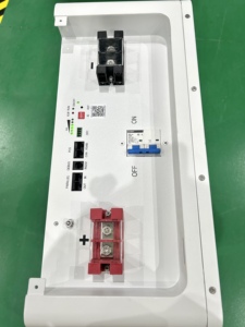 Paquete de Baterías de Litio LiFePO4 de 51.2V 314Ah 16kWh 30kWh IEC62619 para Sistemas de Almacenamiento de Energía Solar Doméstica - Product Image 1