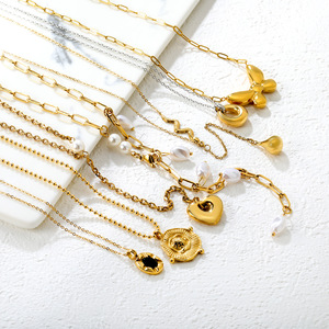 Collier ovale en zircon noir de style européen, plaqué or 18 carats, chaîne de clavicule en acier inoxydable, bijoux pour un usage quotidien - Product Image 1