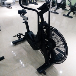 Vélo de fitness <span class=keywords><strong>commercial</strong></span> à forte demande MND D13 pour studio et salle de sport – Entraîneur cardio pour opérateur de salle de sport commerciale, faible entretien - Product Image 5