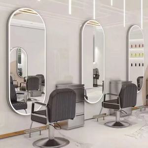 Espejo de Salón Moderno con LED, Marco Dorado, Espejo de Pared para Peluquería con Luz LED, Espejo de Vanidad Retroiluminado de Cuerpo Entero para Salón - Product Image 2