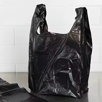 Sac de courses en plastique noir épais avec poignées gilet