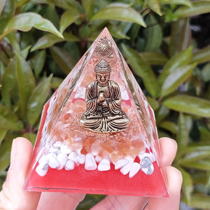 Statue de Bouddha, pyramide en cristal, résine époxy, décoration artisanale pour la maison, ornement de bureau, cadeau - Product Image 2