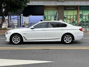 Voitures d'occasion à vendre : BMW 520Li 2013, finition élégante, 2.0T Turbo, propulsion arrière, cuir, jantes R17, faible kilométrage, berline de luxe avec rapport d'inspection - Product Image 2