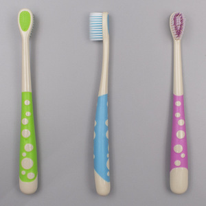 Cepillo de dientes de cerdas suaves de 16 cm para niños, diseño colorido, cepillo de dientes manual - Product Image 5