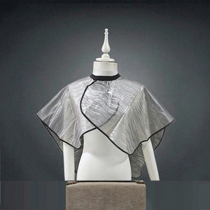 Mantella Impermeabile <span class=keywords><strong>Unisex</strong></span> per Parrucchieri in PVC Corta per Colorazione, Decolorazione, Trucco e Shampoo - Product Image 3