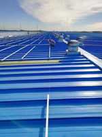 Système de montage solaire à joint surélevé pour toitures métalliques commerciales avec serre-joints, rails en aluminium et installation facile