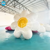 Ballon gonflable de fleur de PVC de décoration de partie gonflable blanche rose personnalisée de couleur pour la publicité