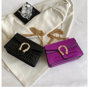 Nuovissima Borsa da Donna di Design alla Moda con Doppia Catena Metallica Tracolla per <span class=keywords><strong>Borse</strong></span> a Mano <span class=keywords><strong>Borse</strong></span> di Lusso in Pelle di Coccodrillo - Product Image 2