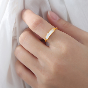 Anillo <span class=keywords><strong>de</strong></span> Acero <span class=keywords><strong>de</strong></span> Titanio Estilo Francés, Banda Chapada <span class=keywords><strong>de</strong></span> Alta Calidad, Ligero, Hipoalergénico, Joyería al por Mayor a Bajo <span class=keywords><strong>Precio</strong></span> - Product Image 6