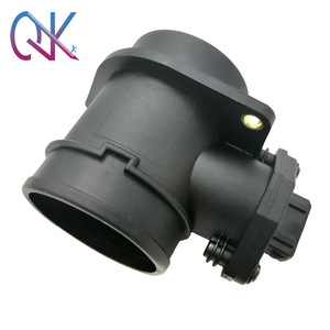 เครื่องวัดการไหลของอากาศ 70 มม. เส้นผ่านศูนย์กลางภายใน 12V เซ็นเซอร์ MAF สำหรับออดี้ ที่นั่ง สโกด้า โฟล์คสวาเกน เอที ทรานส์เมชั่น - Product Image 1