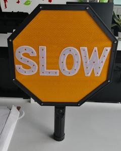Panneaux de signalisation du fabricant : Panneau Stop Rouge, Panneau Slow Jaune avec Batterie Rechargeable - Product Image 3