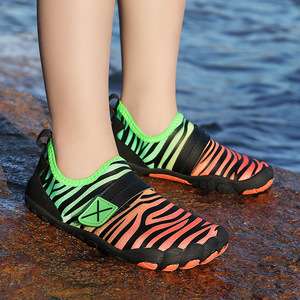 Chaussures d'eau pour filles à bout ouvert, séchage rapide, empeigne en maille, semelle extérieure en caoutchouc, plage, été, activités aquatiques, plongée en apnée - Product Image 3