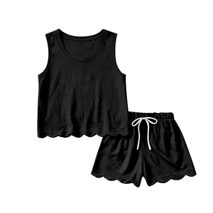 Conjunto de Ropa Infantil de Verano, 2 Piezas, Camiseta sin Mangas de Color Sólido y Pantalones Cortos con Borde Festoneado, Estilo Casual, para Hermanas - Product Image 3