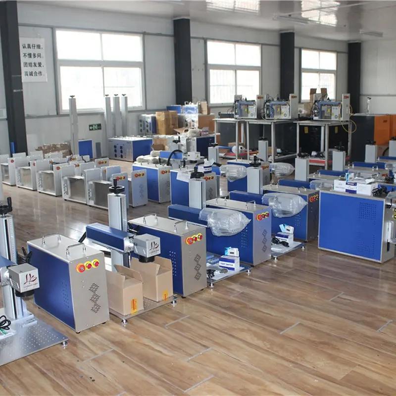 2024 Draagbare Raycus Max Ipg Cnc Fiber Laser Markering Machine Laser Portatil 20W 30W Metalen Producten