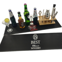 Nouveau style de dessous-de-verre antidérapant en PVC souple, motif poisson, tapis de table personnalisé pour bière, tapis de cuisine carré noir résistant aux hautes températures